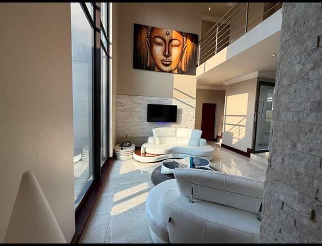 4 BEDROOM HOUSE FOR SALE IN BLUE VALLEY GOLF ESTATE